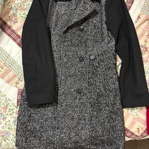 Stylish Black and Gray Tweed Coat
